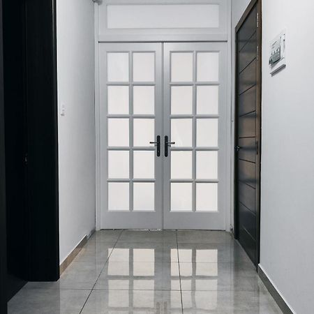 Fairwinds - Double Room With Ensuite - Luqa Airport - Self Check In & Out Available Екстер'єр фото